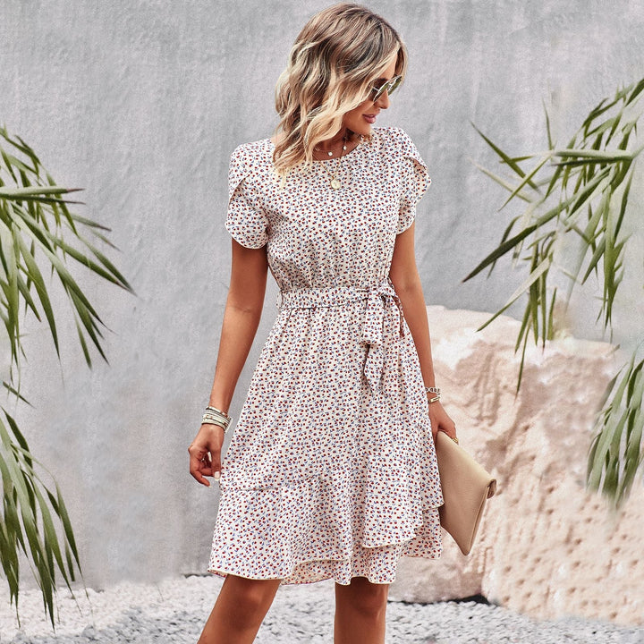 Minnie - Trendy dress with a flattering waistband