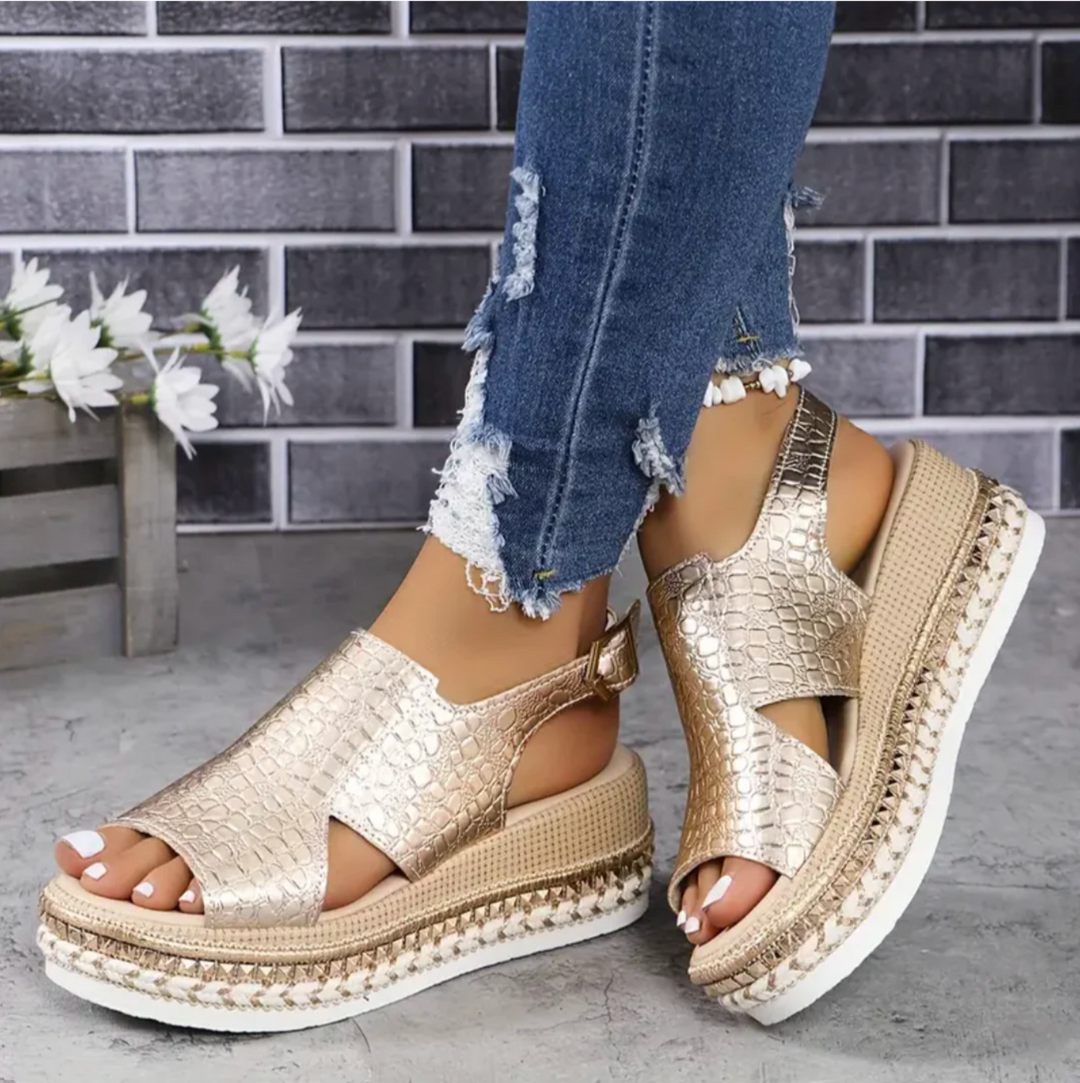 Chloé | Orthopaedic sandals